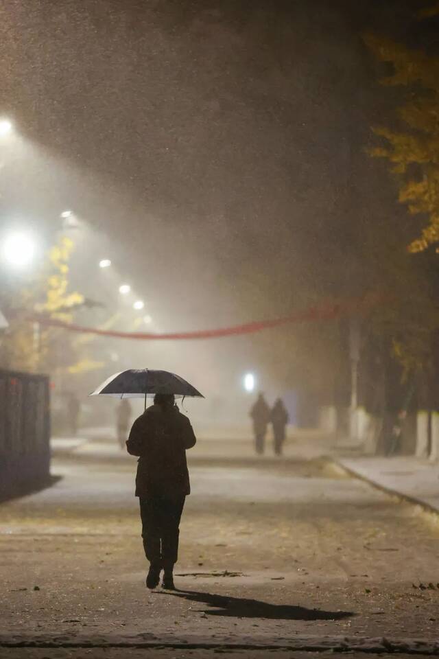 惊艳！北科的初雪！