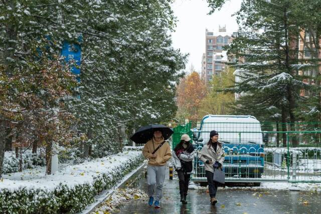 惊艳！北科的初雪！