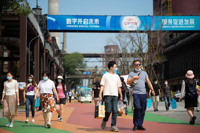 第四届进博会  记忆里的展会 拥抱世界的中国