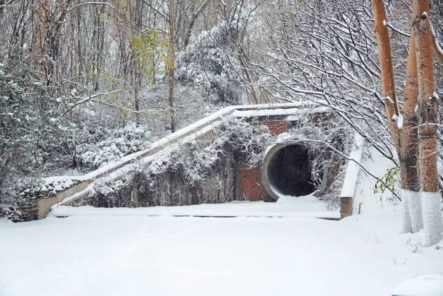 建大  冬 · 雪