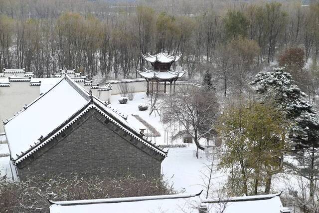 建大  冬 · 雪