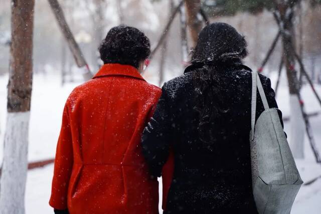 东师初雪  久等了，每一帧都是惊艳