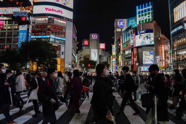 全球连线  日本不想疫情重蹈覆辙 推加强针防冬季反弹