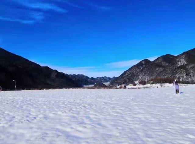 雪中的红池坝景区图：巫溪发布