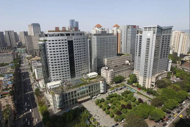 图：重庆医科大学附属第一医院微信公众号