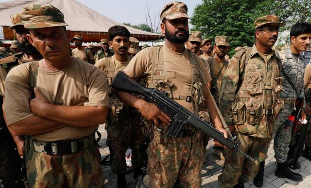 巴基斯坦高官：我们专门组建两个师保护中方人员