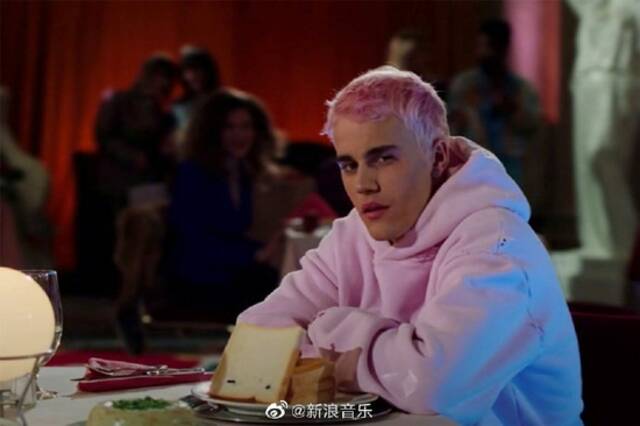 贾斯汀·比伯（Justin Bieber）