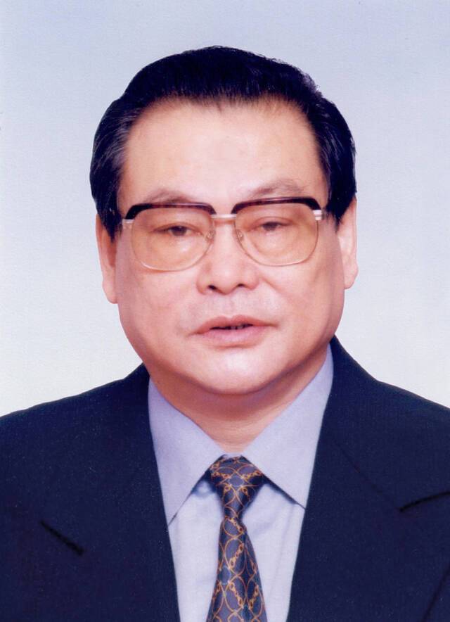 第九届上海市政协主席王力平同志逝世