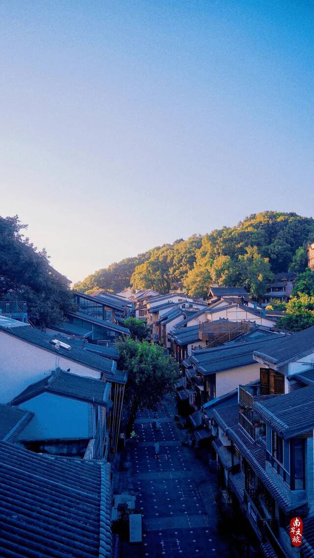 黄桷垭老街图：南岸文旅