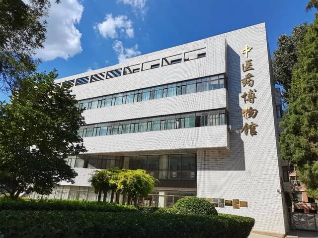 喜迎第九次党代会  发展建设成就巡礼之校园建设篇