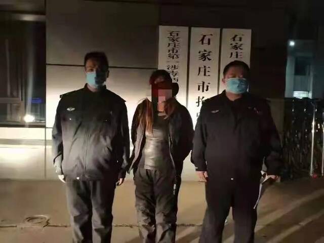 行拘！河北一女子为吸睛直播跳河自杀，1100多人围观