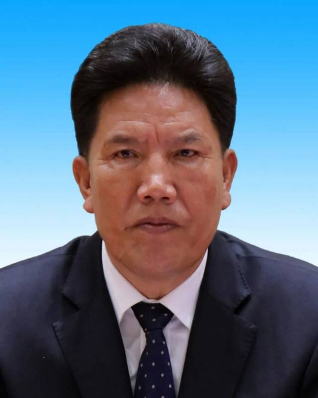 新一届西藏自治区党委常委亮相