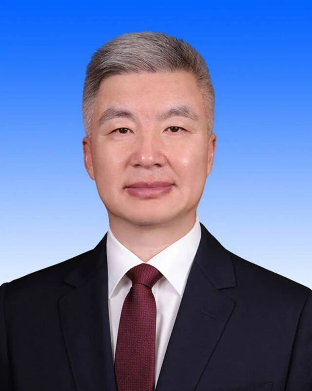 新一届西藏自治区党委常委亮相