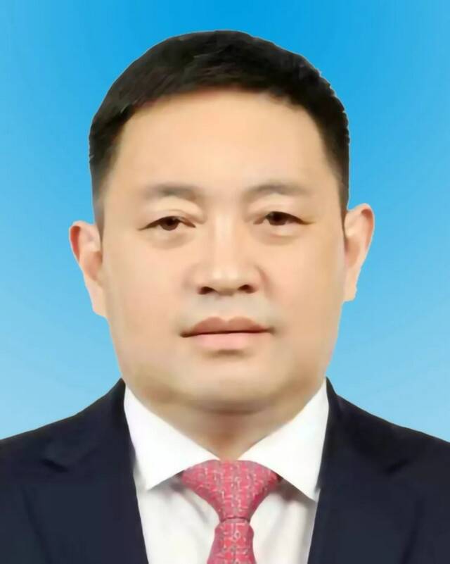 新一届西藏自治区党委常委亮相