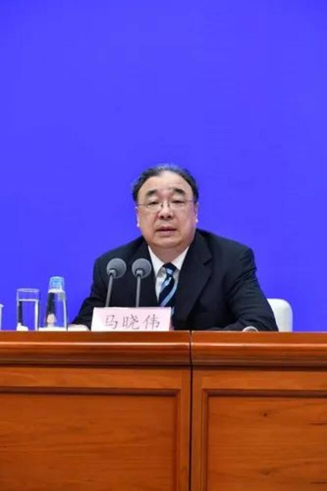 2020年6月7日，国家卫生健康委主任马晓伟在《抗击新冠肺炎疫情的中国行动》白皮书发布会上。新华社记者李鑫摄