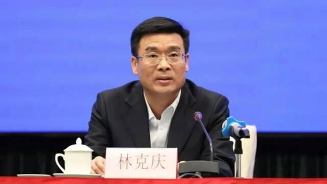 林克庆就任省会城市广州“一把手” 曾是广东最年轻省委常委