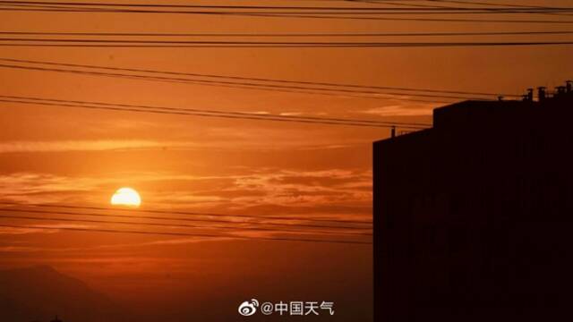 北京金色晚霞 夕阳如跳动音符