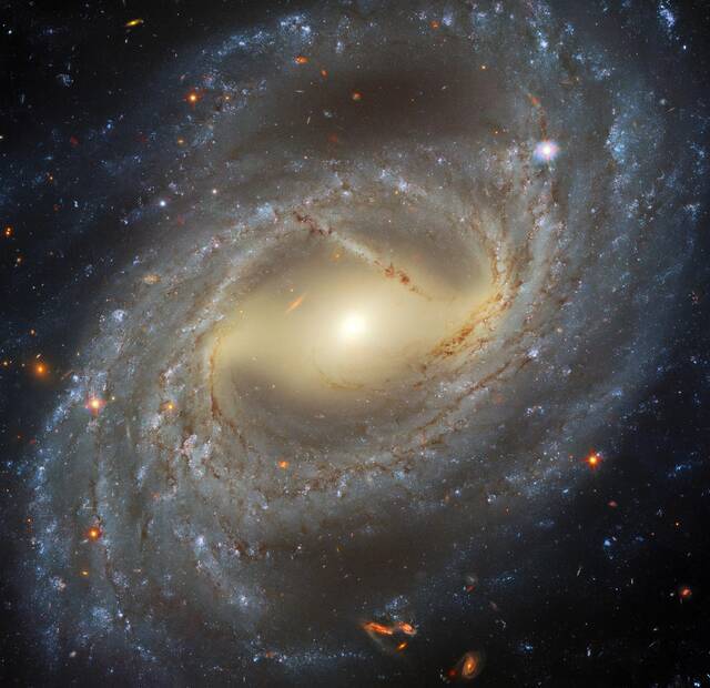 哈勃太空望远镜捕捉到“恒星漩涡”——螺旋星系NCG 7329