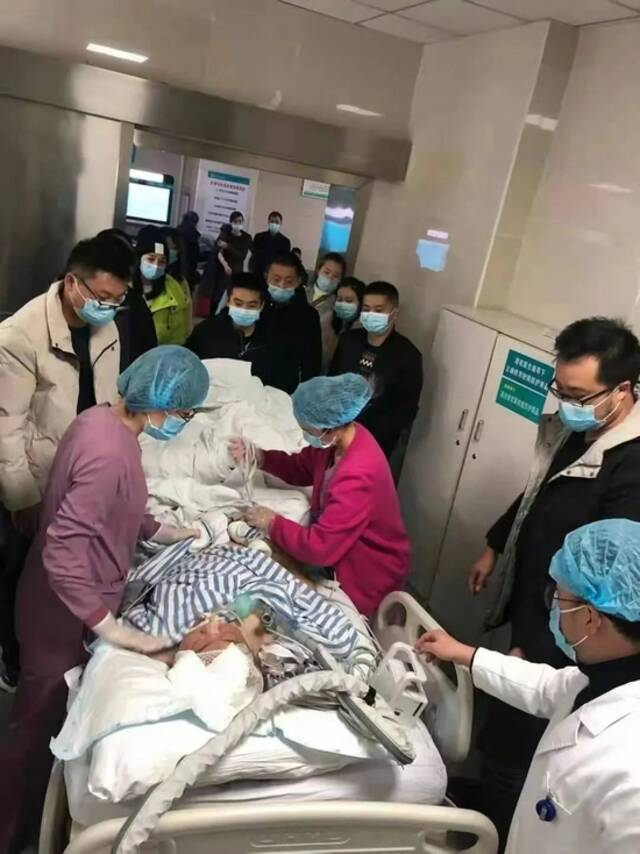 “老婆，不好意思……”这段给妻子的情话看哭了