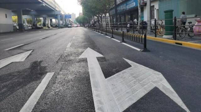上海公安大调研：微改造后，这个路口的通行效率提高了50%