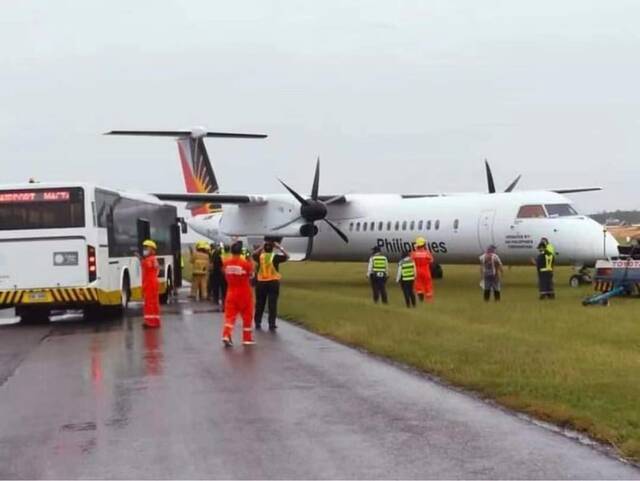 菲律宾航空一架飞机滑出跑道 乘客和机组人员无恙
