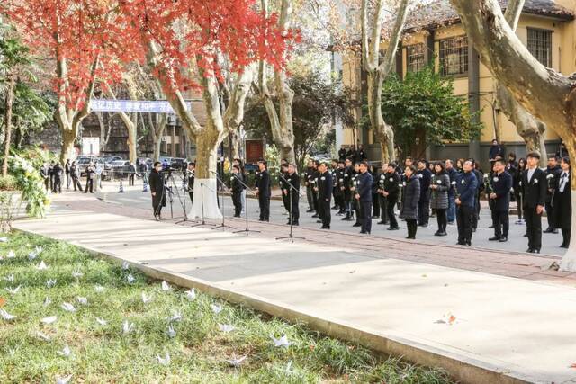 第八次祭奠  河海大学举行南京大屠杀死难者国家公祭日悼念活动