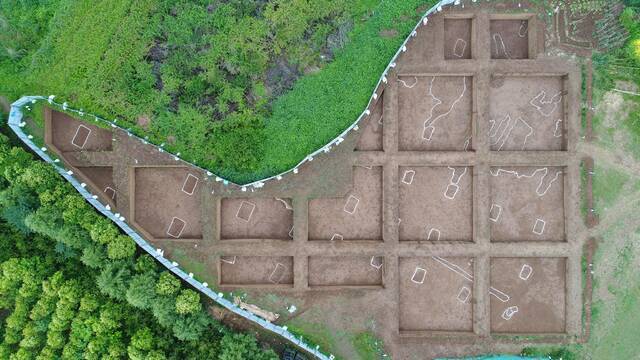 ▲探方航拍照。来源：陕西省考古研究院