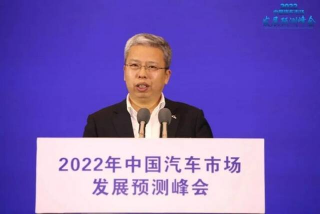 中汽协：预计2022年中国新能源汽车销量为500万辆 同比增长47%