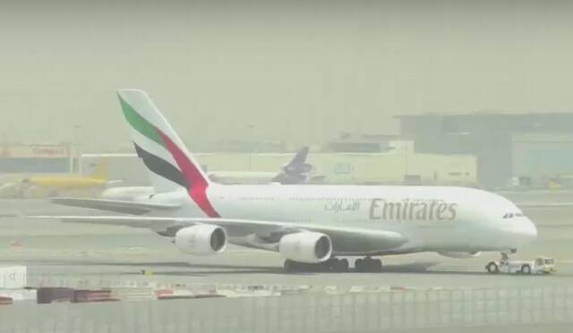 最后一架A380交付阿联酋航空前的直播截图