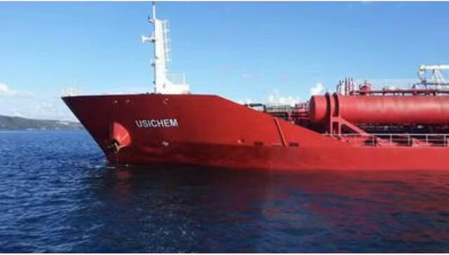 油轮发生故障 土耳其博斯普鲁斯海峡暂停船舶通行
