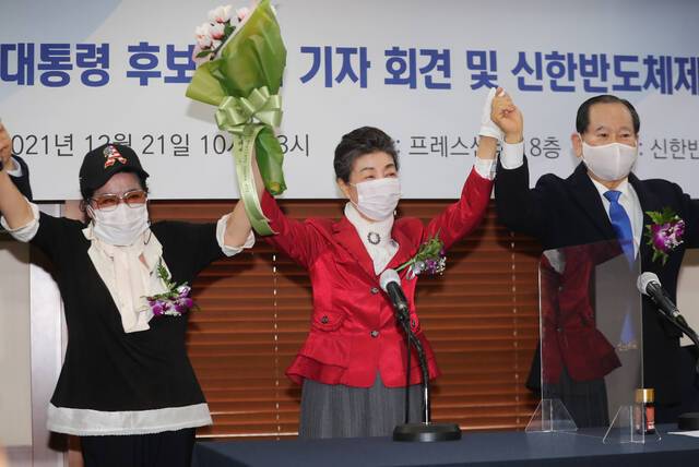 ▲12月21日，朴槿姈在首尔新闻中心召开记者会，宣布参加第20届总统选举。图/IC photo