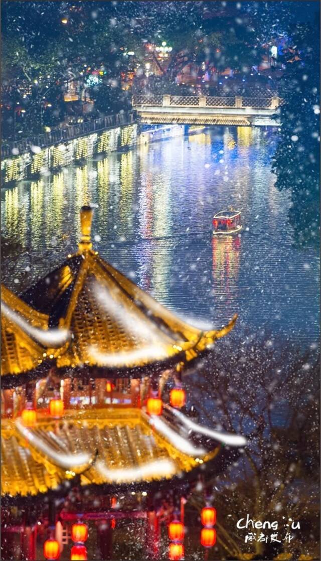 下雪了！成都最大的雪在这里！