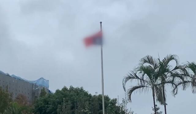 台媒：台湾一“重要单位”今倒挂旗帜，民众：是投降还是“沦陷”了？