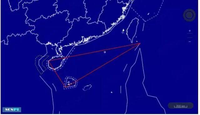 海南岛、西沙群岛和巴士海峡间的三角区域