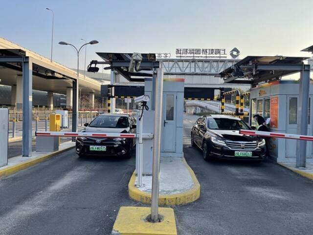 全新的ETC无感支付已在上海虹桥机场P5、P6、P7、P8停车库正式上线。交通卡公司供图