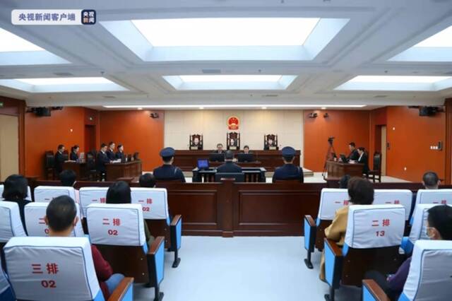 山西原副省长刘新云受贿、滥用职权案一审开庭：被控受贿1333万余元