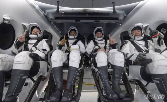 ▲ SpaceX首次太空飞行的四名航天员