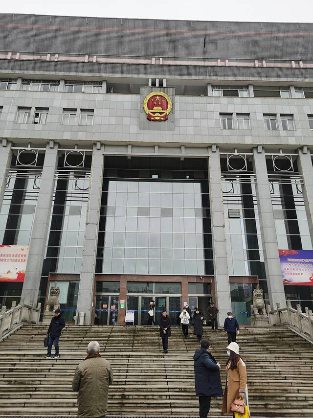 1月7日，肖训安案在益阳市赫山区法院公开审理。澎湃新闻记者朱远祥图