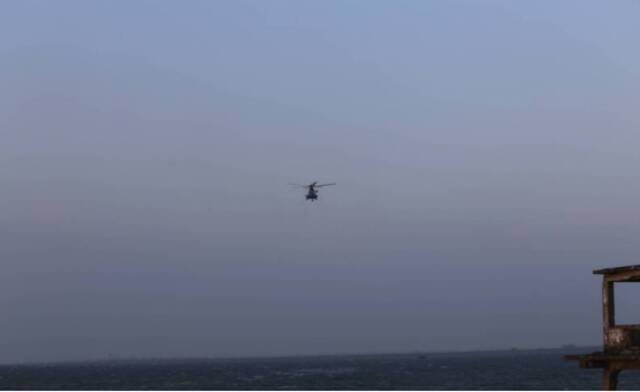 台军在战机失事海域搜救（图片来源：台媒）
