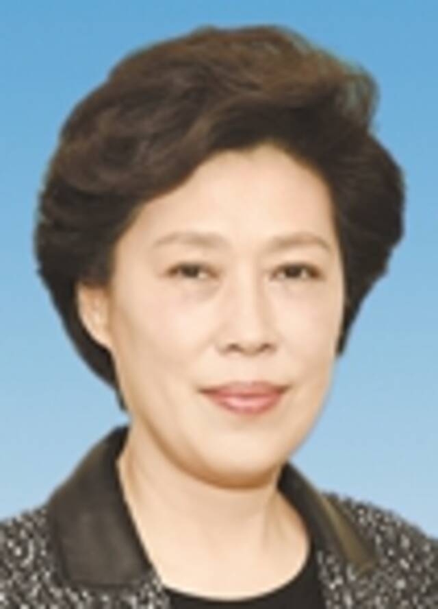 田向利当选为四川省政协主席