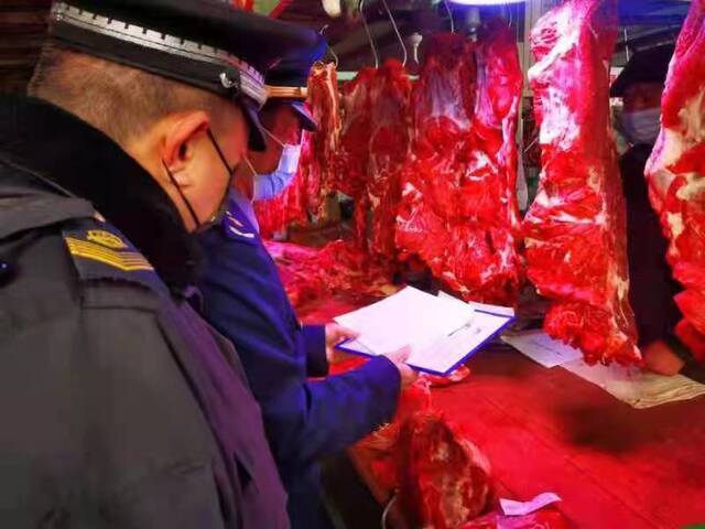 北京启动节前食品安全检查，农贸市场进口冷链工作人员核酸3天一测