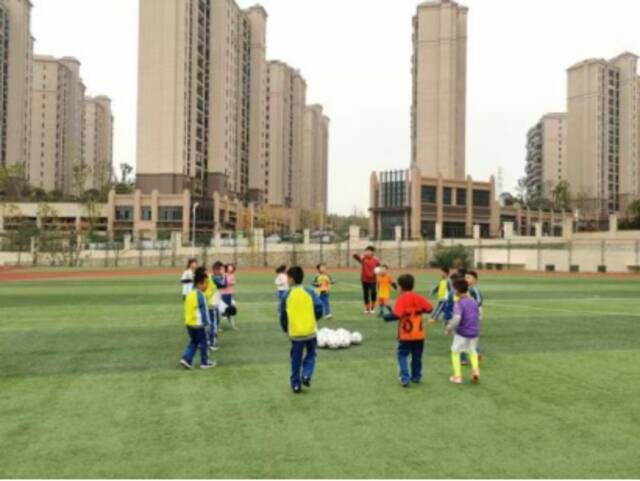 2021年全国足球特色示范校公布 贵州师范大学贵安新区附属小学名列其中