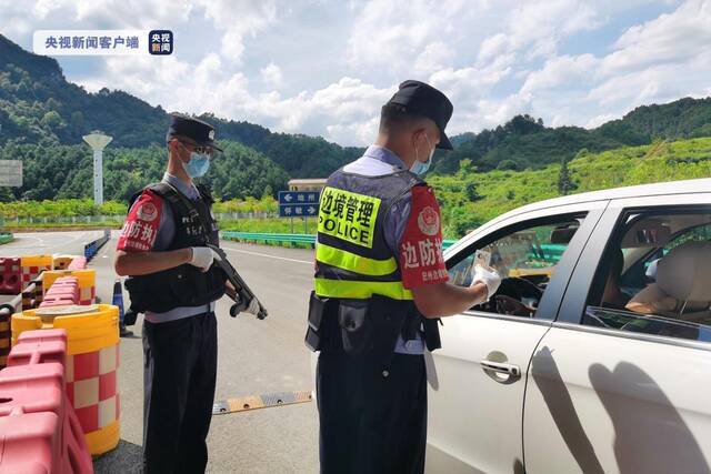 广西移民管理警察2021年查获偷渡人员8100余人