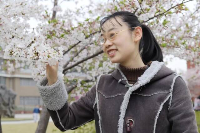 视障女孩保研复旦！想成为别人的光亮