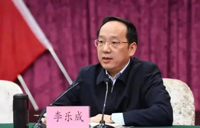 跨省履新三个月后，李乐成当选辽宁省省长