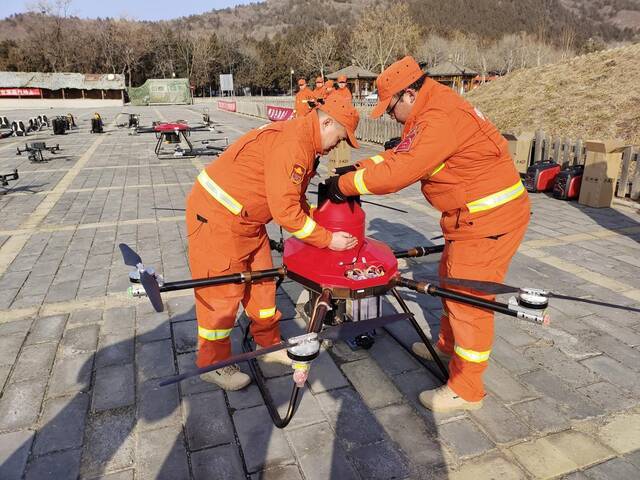 毗邻部分冬奥赛场！北京昌平主要入山路口须扫码进山