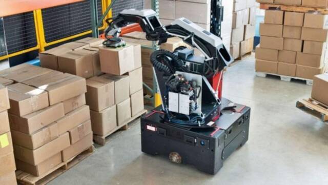 波士顿动力的Stretch机器人在DHL仓库获得了自己的第一份工作