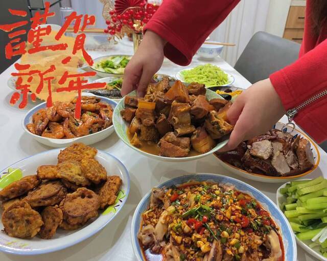 上海年夜饭都这么卷了吗？来看虎力全开的虎年年夜饭！