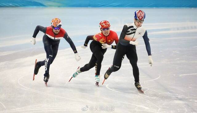 短道速滑男子1000米预赛武大靖任子威李文龙携手晋级