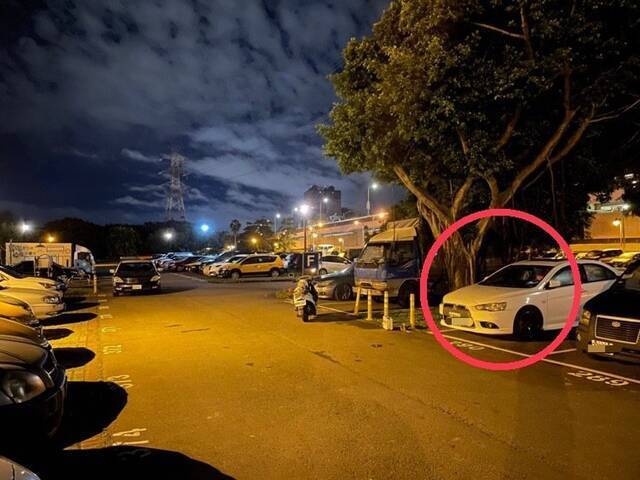 台军李姓士官长7日凌晨1点多，被发现在新北市一停车场车内轻生。图自台湾“联合新闻网”